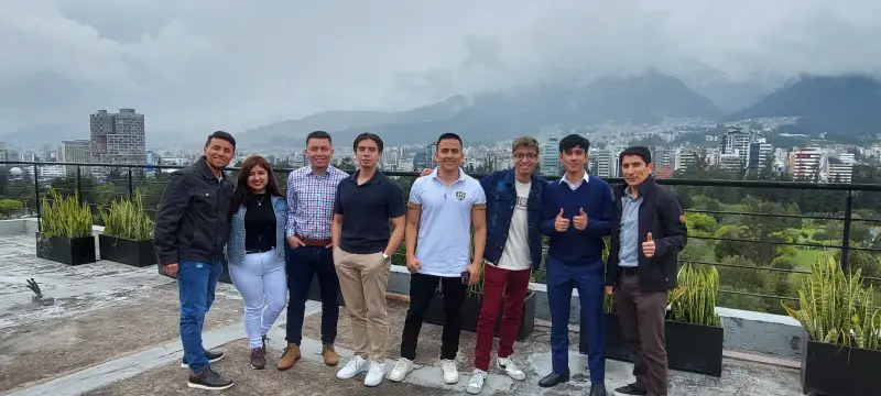 Equipo de Software Evolutivo en encuentro de diciembre de 2024 en Quito